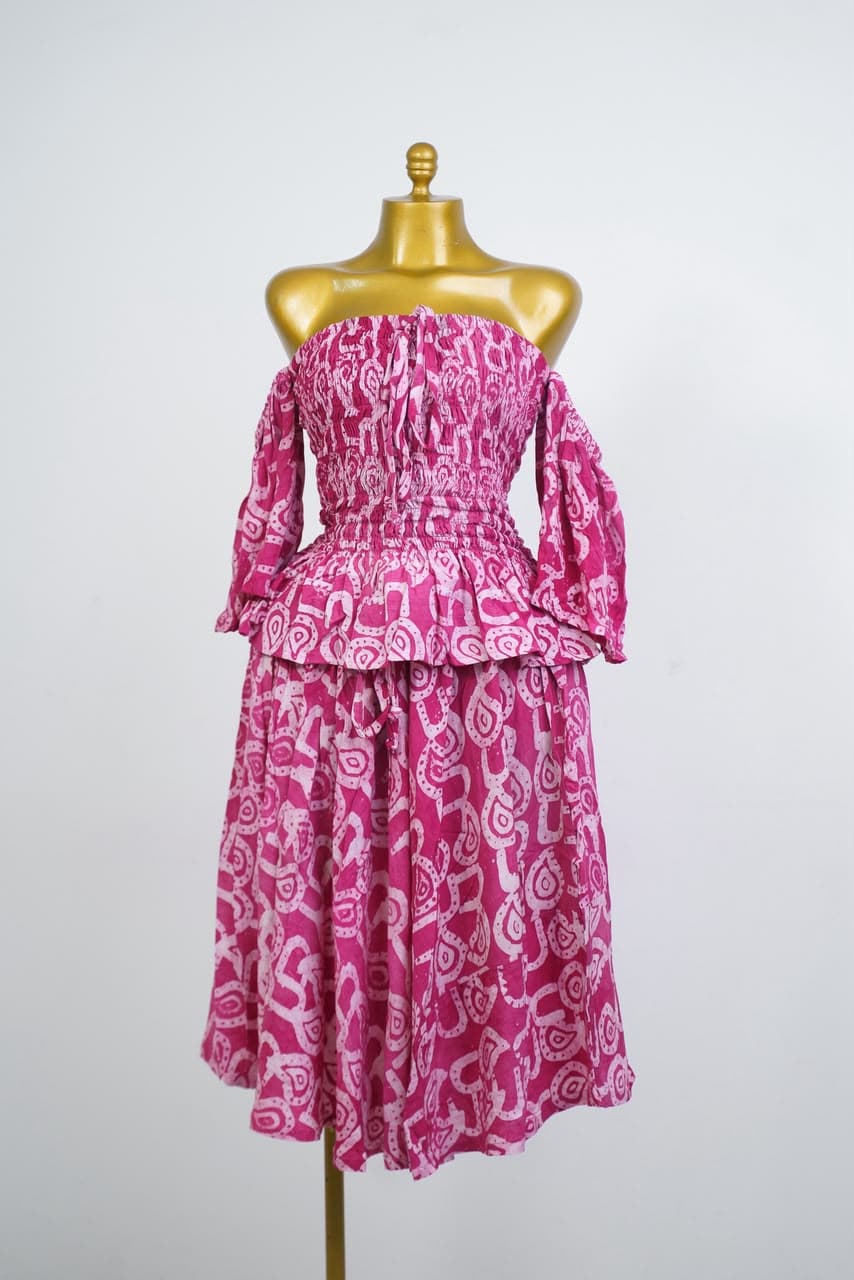 Pièce LW06 — Bustier & jupe volantée · fuchsia & blanc, motifs fantaisie